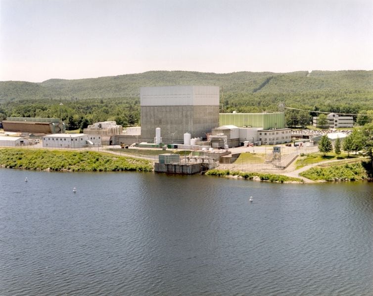 Vermont Yankee Nuclear Power Plant Shuts Down for the Last Time