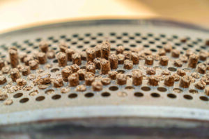 Fig2-wood-pellet-extrusion-process