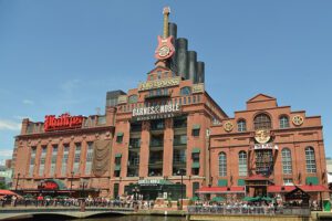 Fig1-Pratt-Street-Power-Plant-Baltimore
