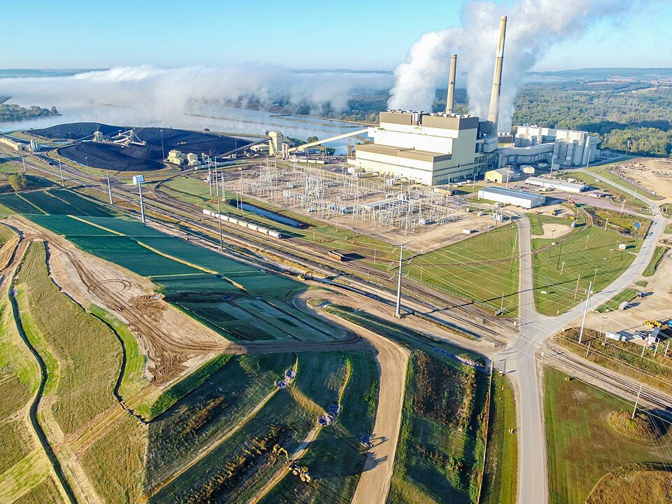 EPA Extends Coal Ash Compliance Deadlines, Citing Utility, Contractor Strain